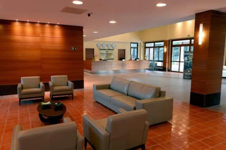 Suite Cond Vista Azul Em Pedra Azul - โดมิงกอส มาร์ตินส์ ภายนอก รูปภาพ